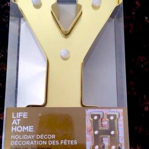 NEW LIGHT UP LETTER “Y”